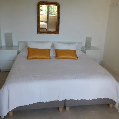 Holiday home Le Moulin De Felix Robion en Luberon